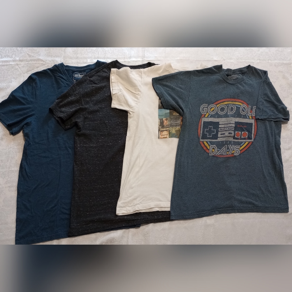 Bundle For Four Men's T-Shirts